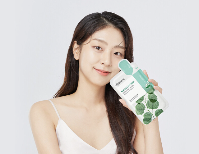 ★BESTSELLING★ Korean Sheet Mask - MEDIHEAL Madecassoside Essential Face Mask For All Skin Types